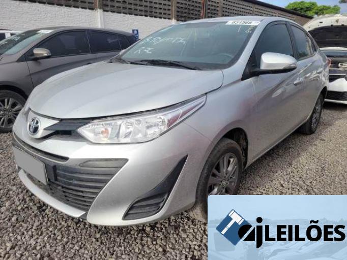 TOYOTA YARIS SEDAN 21/22