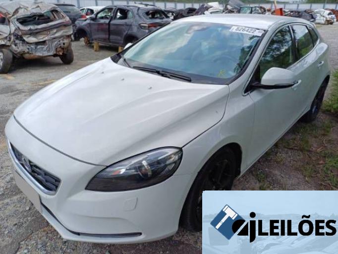 VOLVO V40 13/14